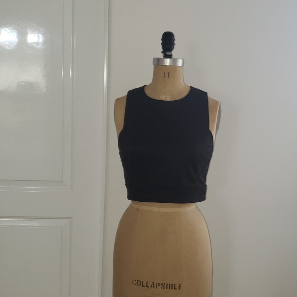 Black crop top